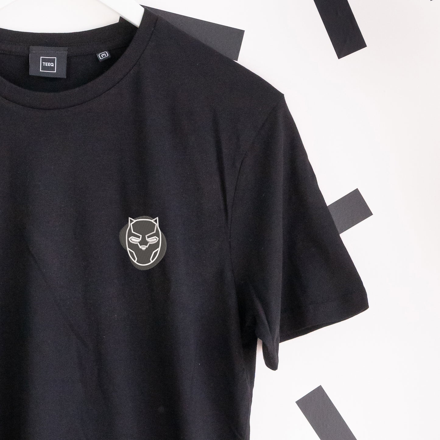 Black Panther Embroidered T-Shirt - Black