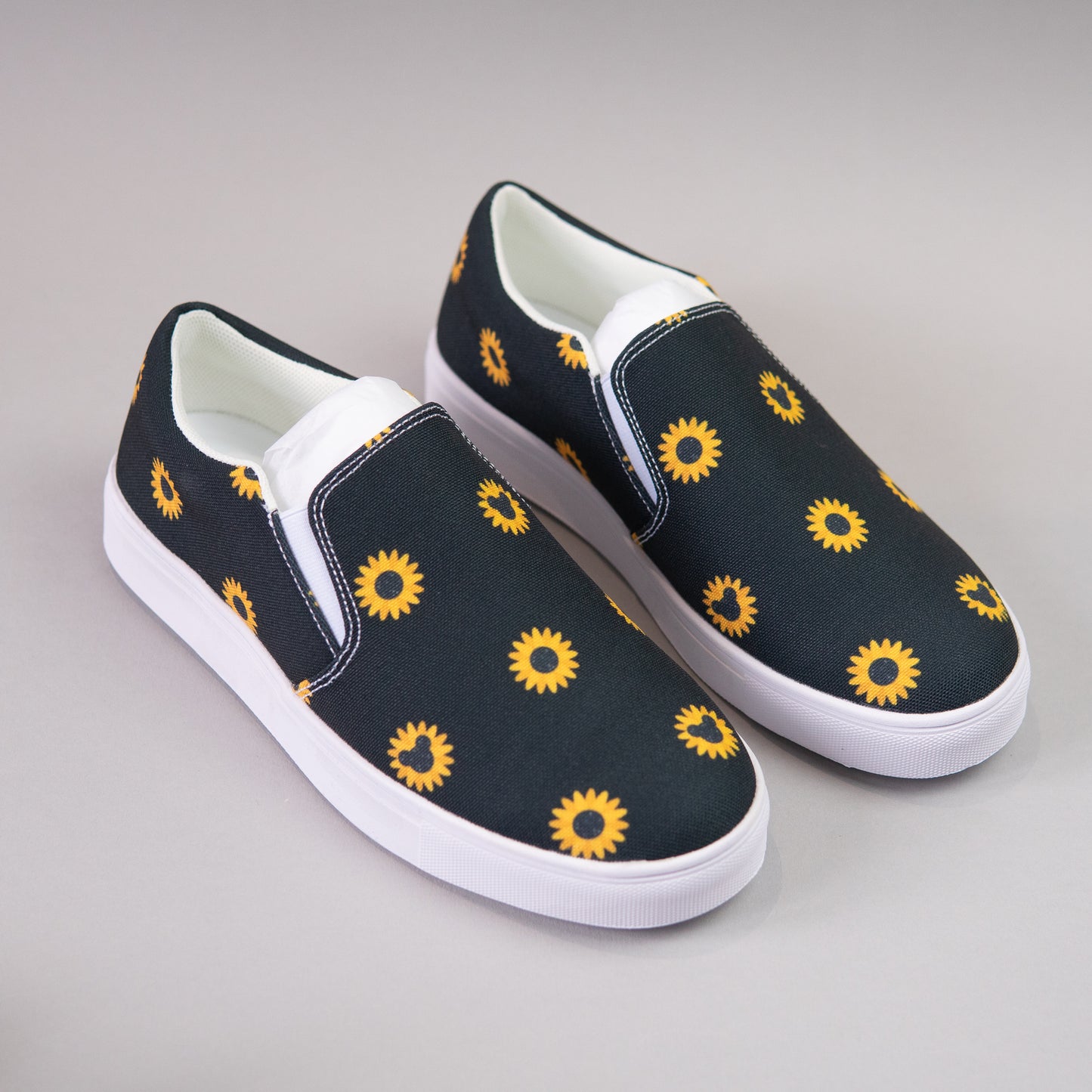 Sample - Mickey Sunflower White Slip On Shoes - 5UK