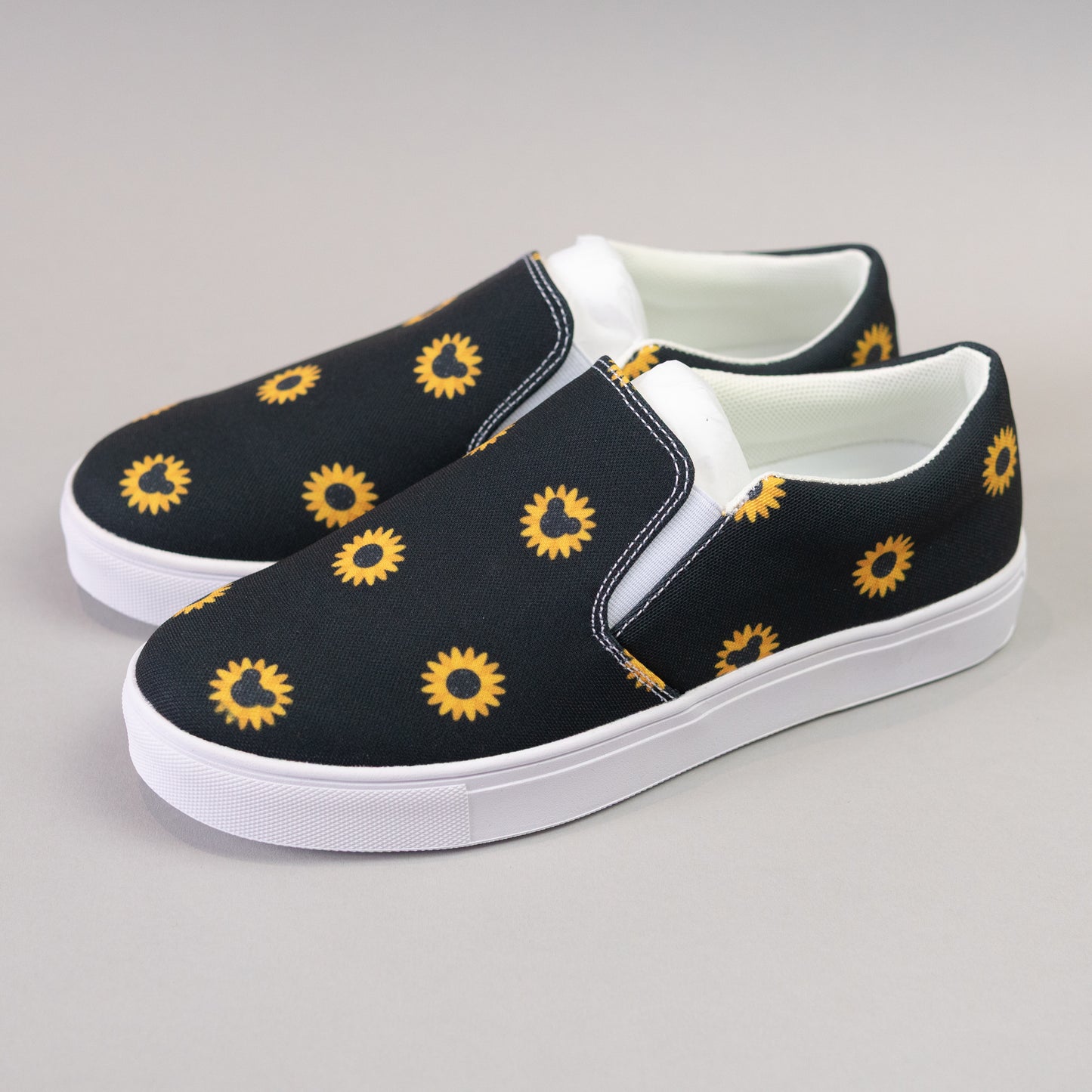 Sample - Mickey Sunflower White Slip On Shoes - 5UK