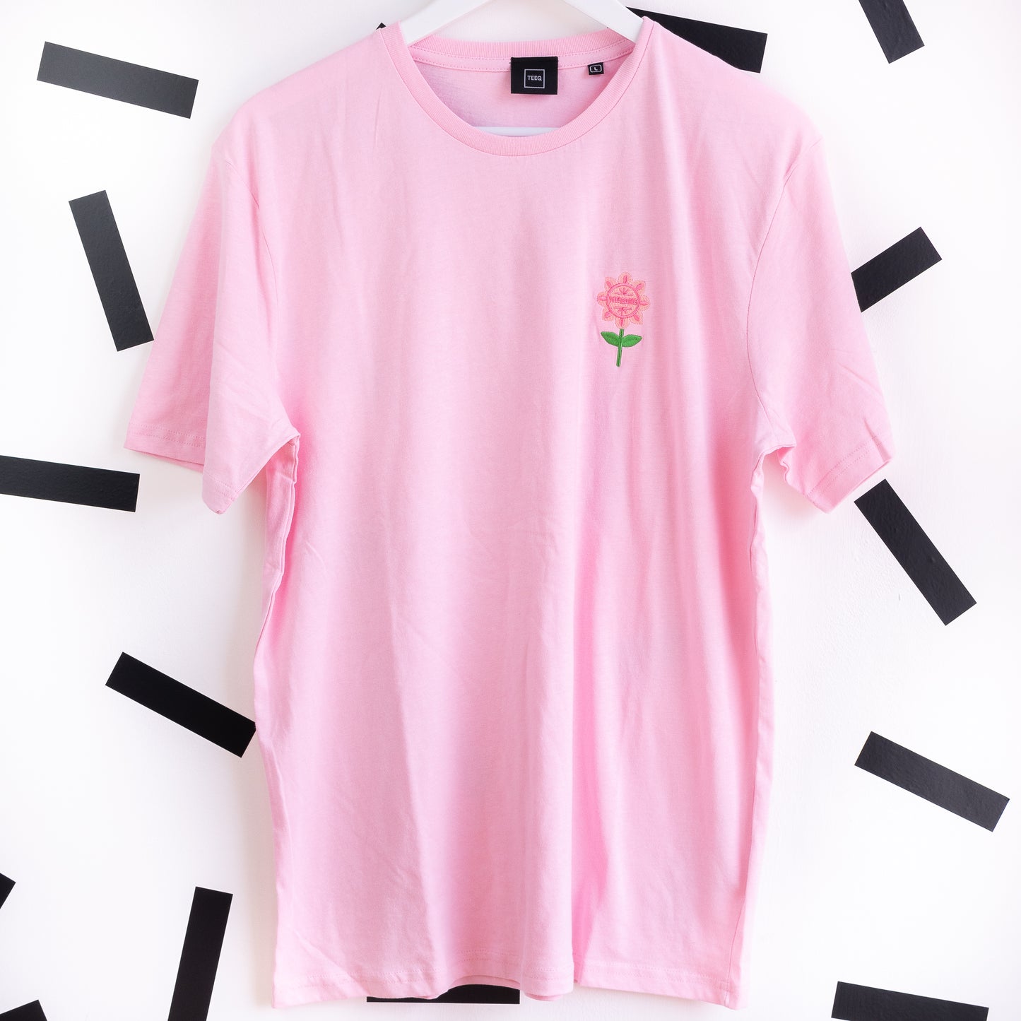 "It's A Small World" Flower Embroidered T-Shirt - Pink