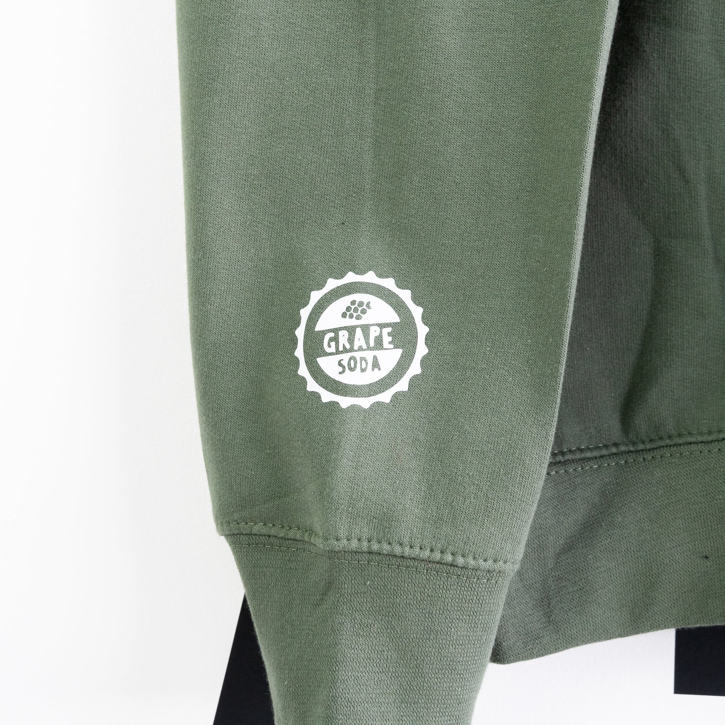 Wilderness Explorer Embroidered Jumper - Green