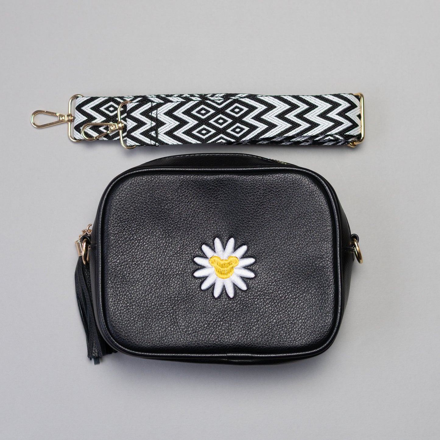 Sample - Mickey Daisy Cross Body Bag