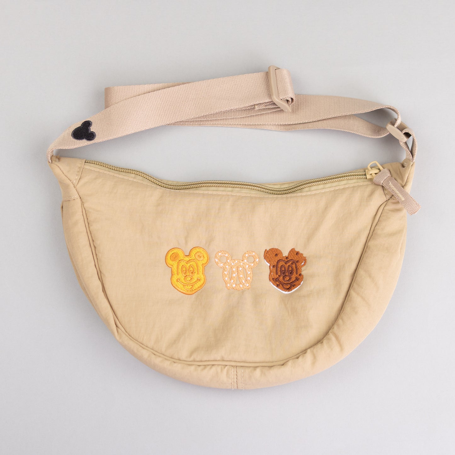 Sample - Mickey Snacks Sling Bag - Sand