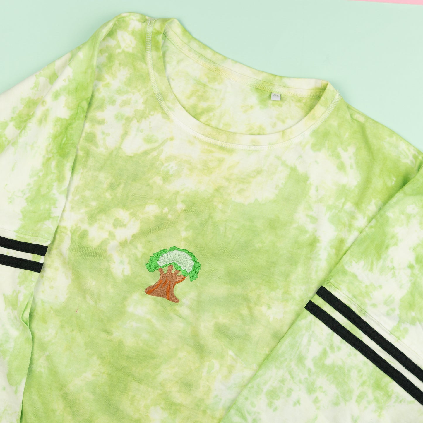 Sample - Animal Kingdom Tie Dye Jersey