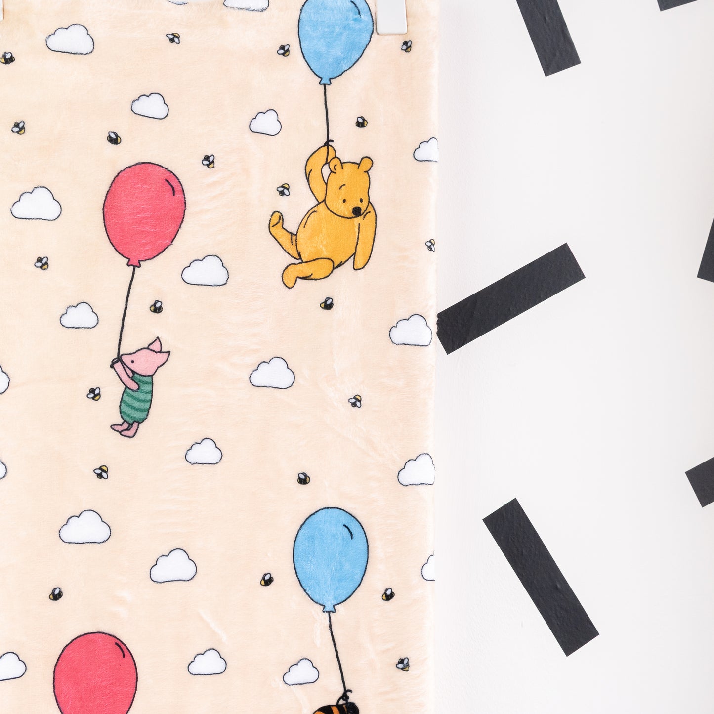 Winnie Balloons Blanket - Cream